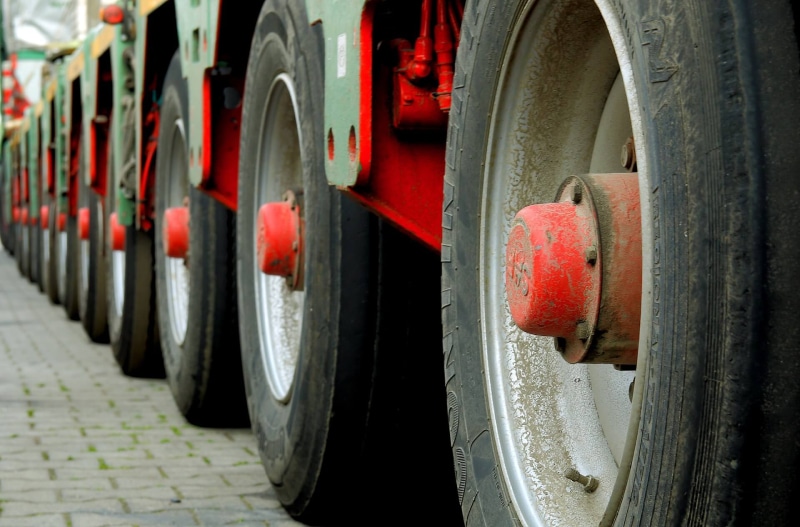 Diferencia y mantenimiento para los neumáticos en camiones - TADIG